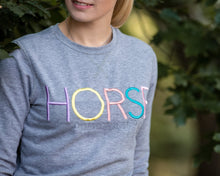 Laden Sie das Bild in den Galerie-Viewer, CREWNECK SWEATSHIRT - lightgrey - Biniebo